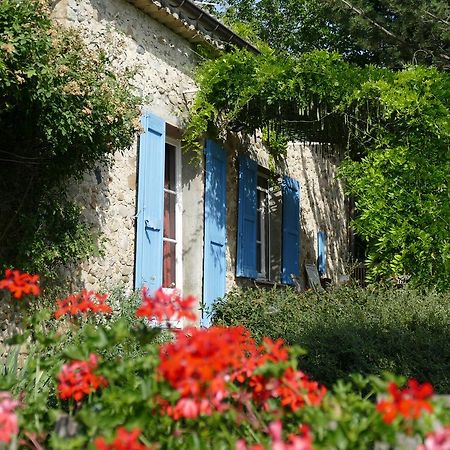 Вилла Un Gite De Charme En Haute Provence Сигуайе Экстерьер фото