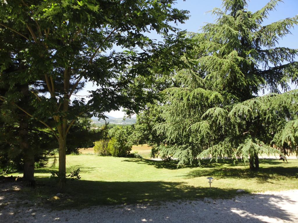 Вилла Un Gite De Charme En Haute Provence Сигуайе Номер фото