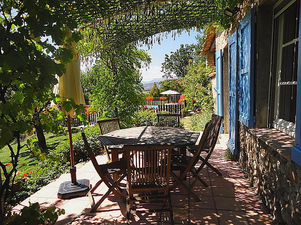 Вилла Un Gite De Charme En Haute Provence Сигуайе Экстерьер фото